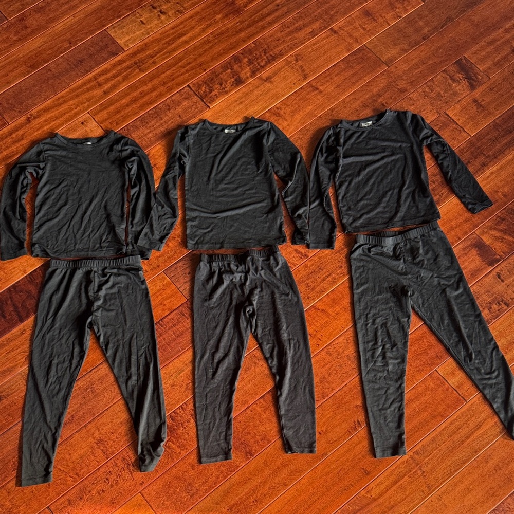 32 Degrees kids black thermals base layer youth S three Sets!